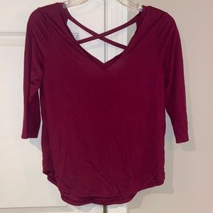 American eagle maroon small shirt